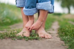 Children&#039;s Feet From Pre-Crawling to School Age